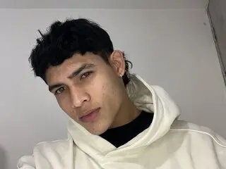 View BryanRamos Fuck Vids and Pics