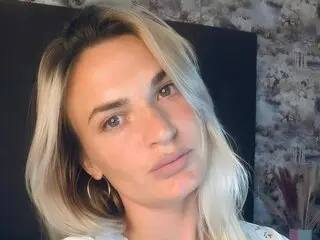 View EllieMaryn Fuck Vids and Pics