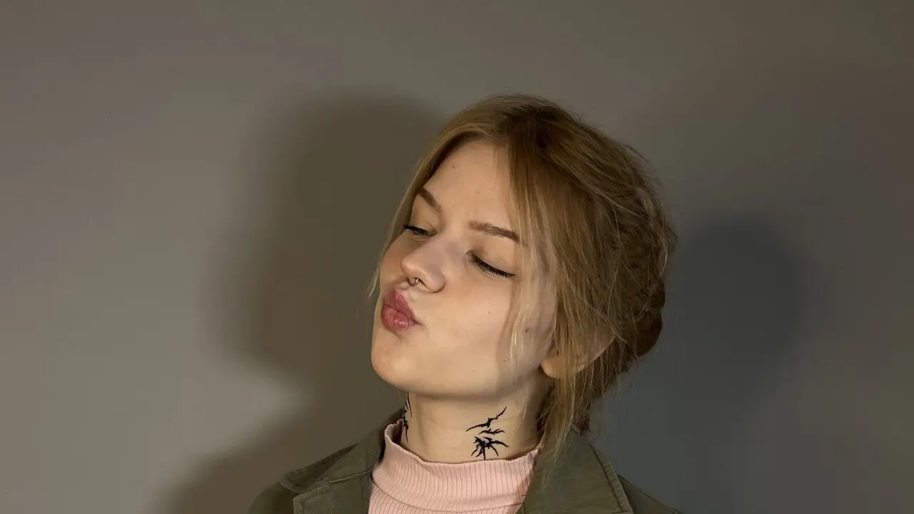View MaxineHaines Fuck Vids and Pics
