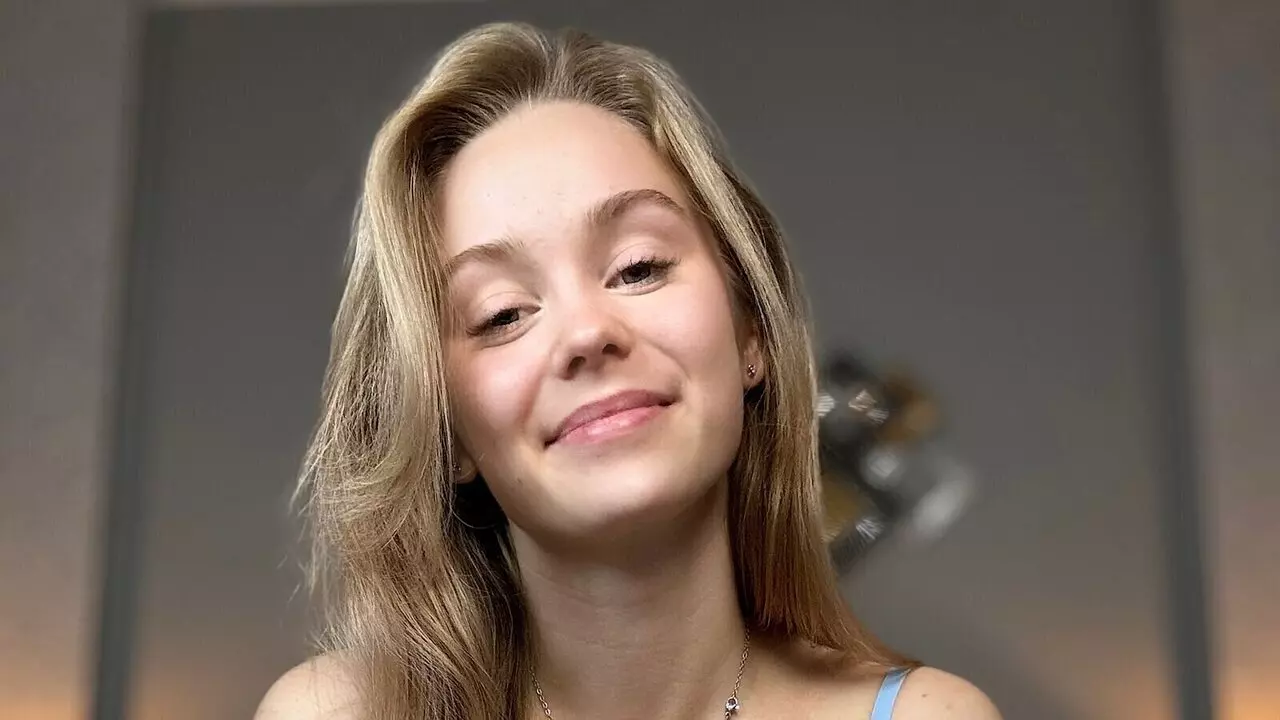 View PhilippaFisk Fuck Vids and Pics