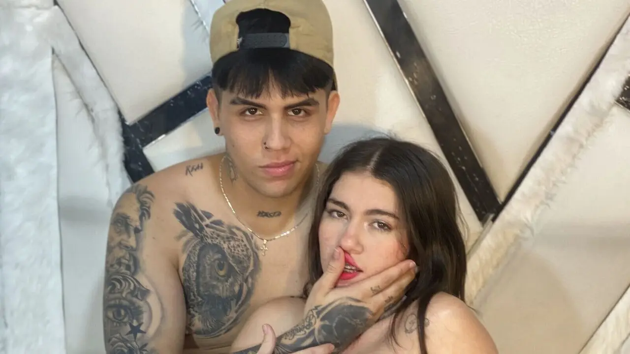 View SheriffAndAndres Fuck Vids and Pics