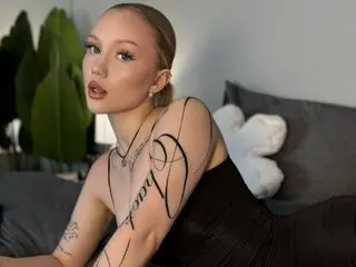 View TracySwon Fuck Vids and Pics